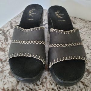 Clocs Leather sandals size 8M